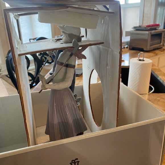 Lladro retired golfing couple original box.  No chips. Excellent condition - Picture 5 of 11